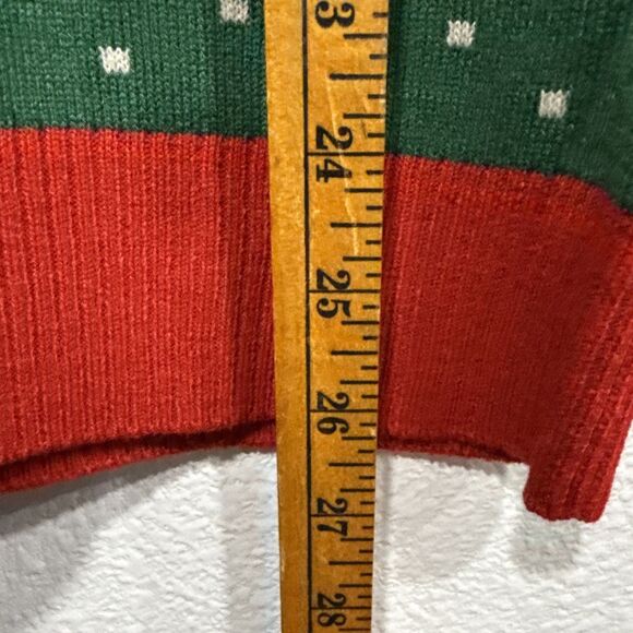 Buddy The Elf men’s M ugly Christmas sweater Raised By Elves ! - Picture 7 of 8